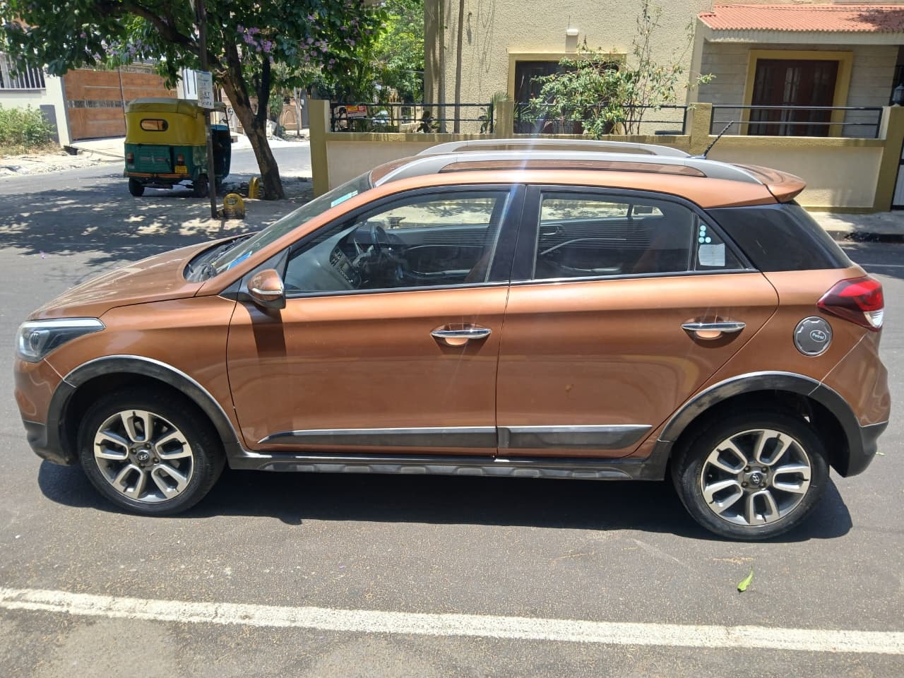 i20 Active image 2 i20 Active image 2