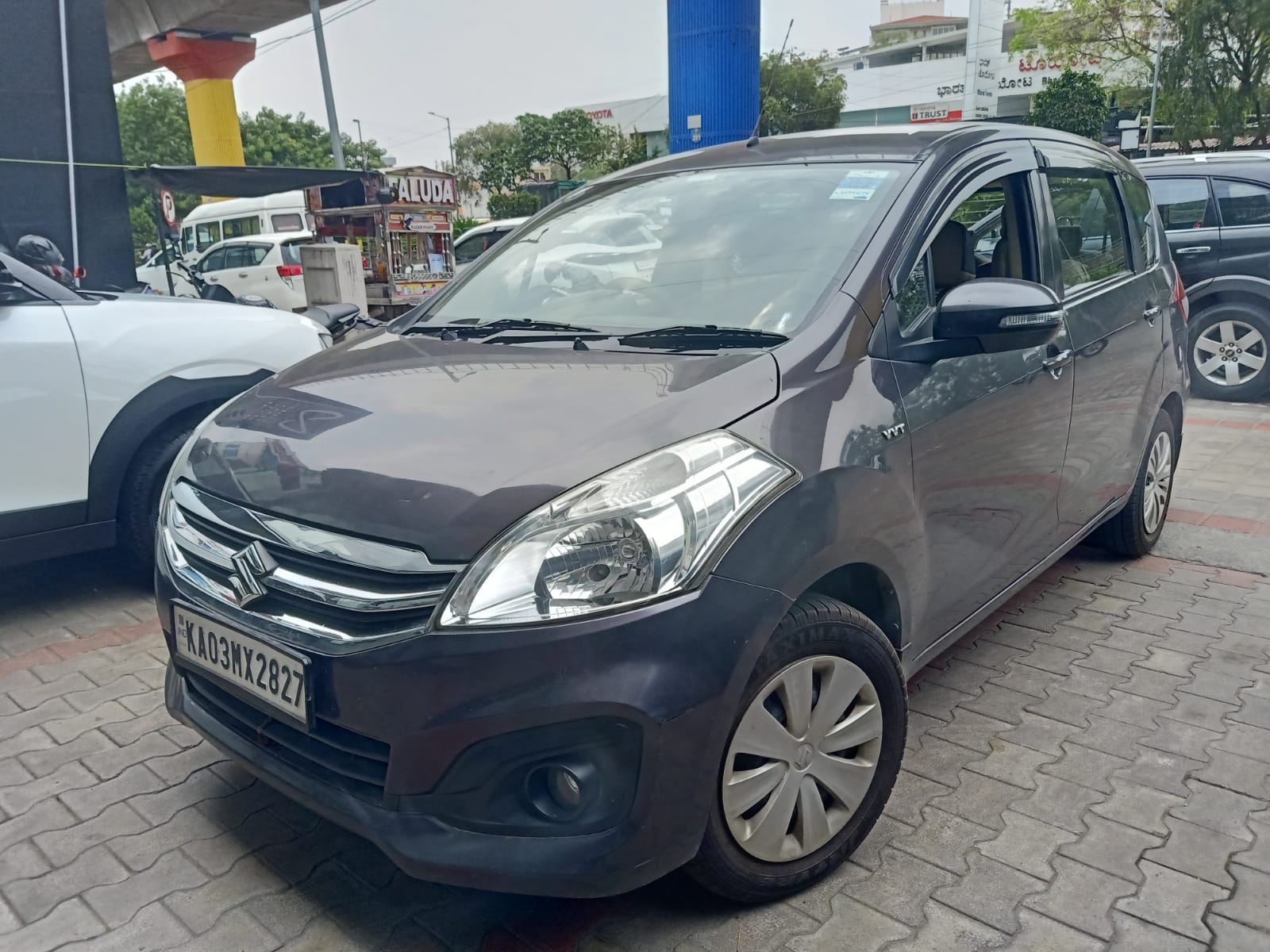 Ertiga image 1 Ertiga image 1