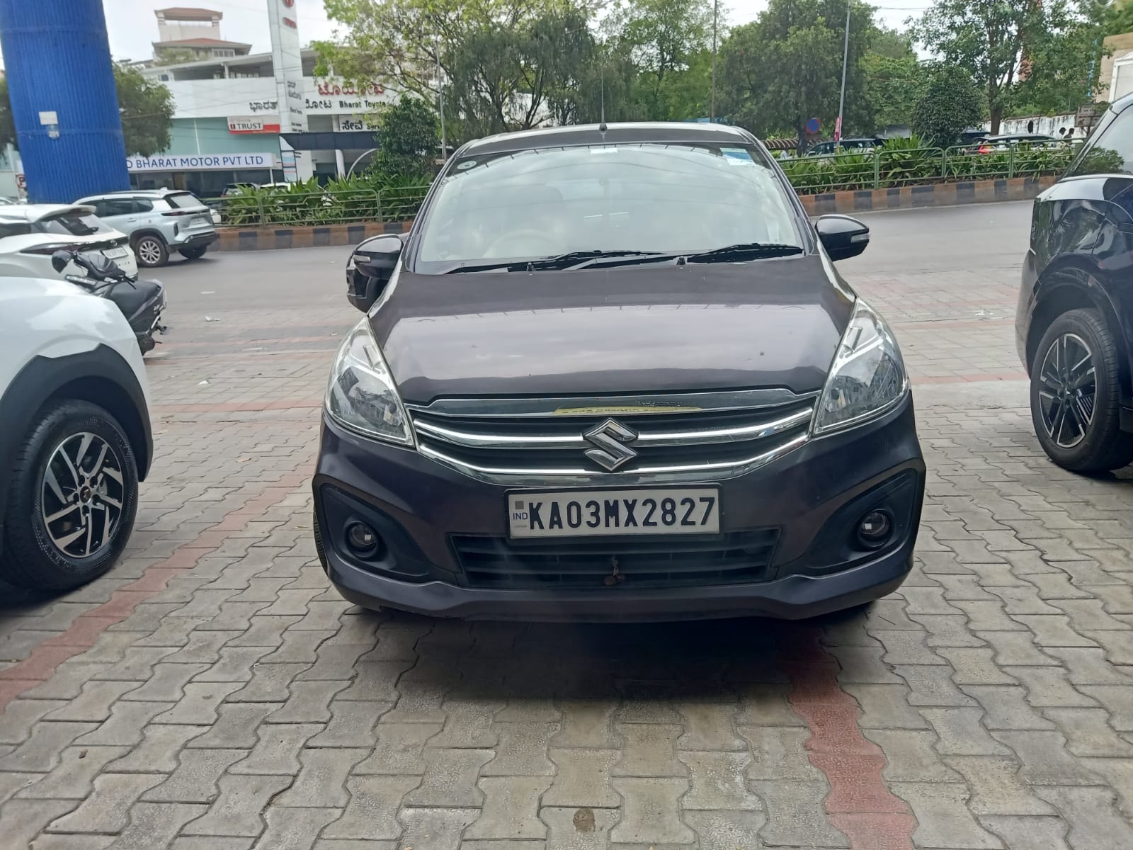 Ertiga image 2 Ertiga image 2