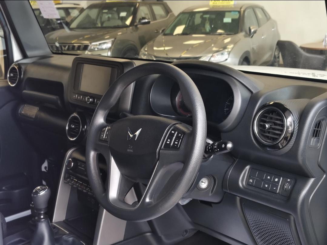 यूज़्ड 2023 महिंद्रा थार, Korba Colliery, Korba 10 यूज़्ड 2023 महिंद्रा थार, Korba Colliery, Korba 10