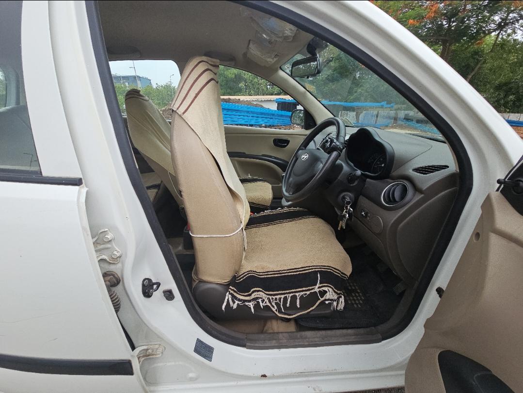 यूज़्ड 2014 ह्युंडई आई10, Udhnagam, Surat 15 यूज़्ड 2014 ह्युंडई आई10, Udhnagam, Surat 15