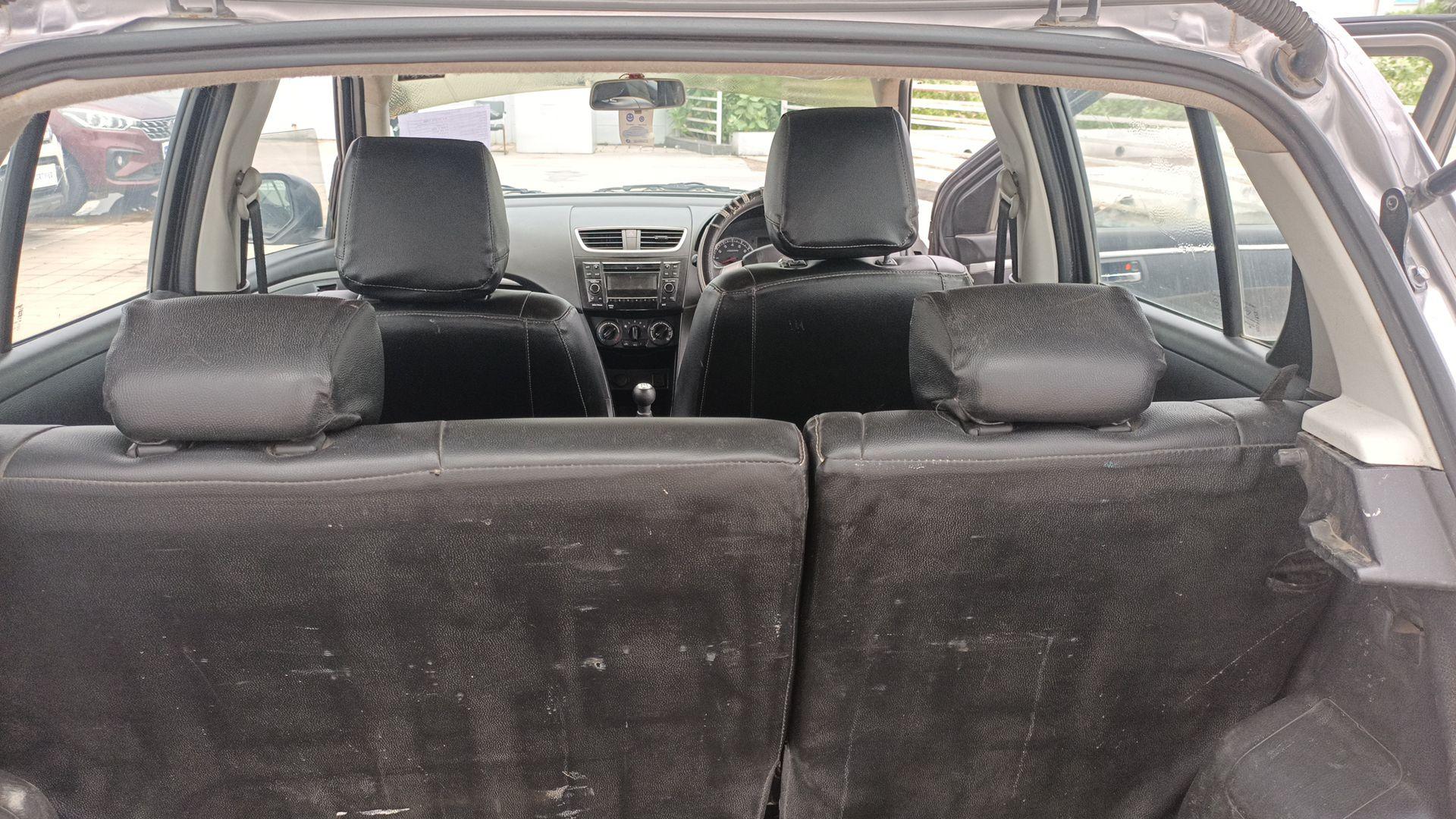 यूज़्ड 2017 मारुति सुजुकी स्विफ्ट, Jamnagar 13 यूज़्ड 2017 मारुति सुजुकी स्विफ्ट, Jamnagar 13