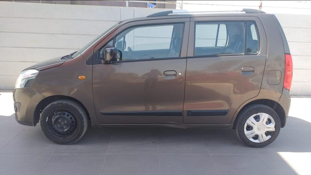 2014 मारुति सुजुकी वैगन आर VXI 1.0 BS IV 2014 मारुति सुजुकी वैगन आर VXI 1.0 BS IV