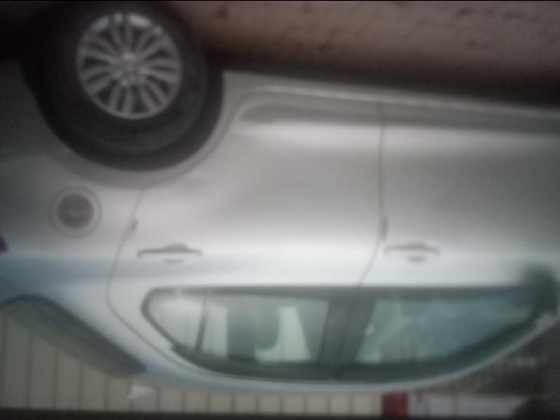 यूज़्ड 2017 मारुति सुजुकी डिजायर, Alinagar, Gorakhpur  यूज़्ड 2017 मारुति सुजुकी डिजायर, Alinagar, Gorakhpur