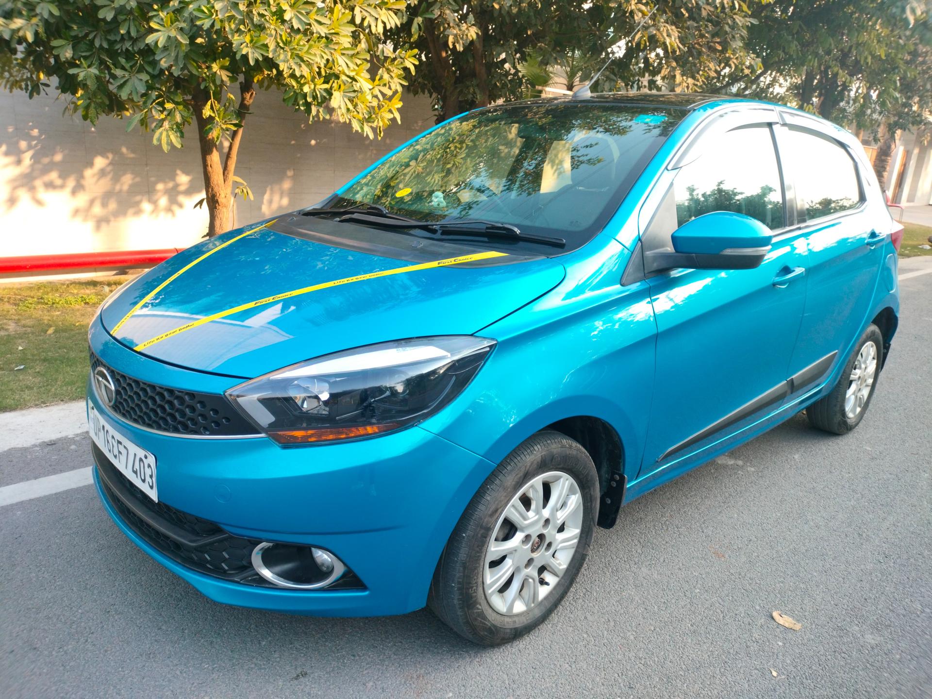 2018 टाटा टियागो Revotorq XZ Plus 2018 टाटा टियागो Revotorq XZ Plus