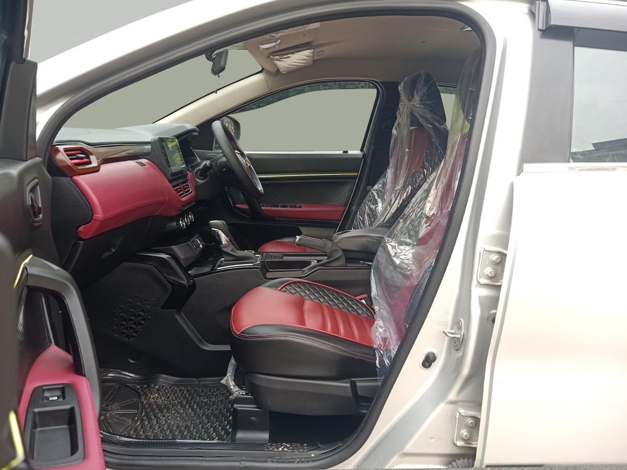 यूज़्ड 2023 रेनो किगर, Noida New Delhi 15 यूज़्ड 2023 रेनो किगर, Noida New Delhi 15