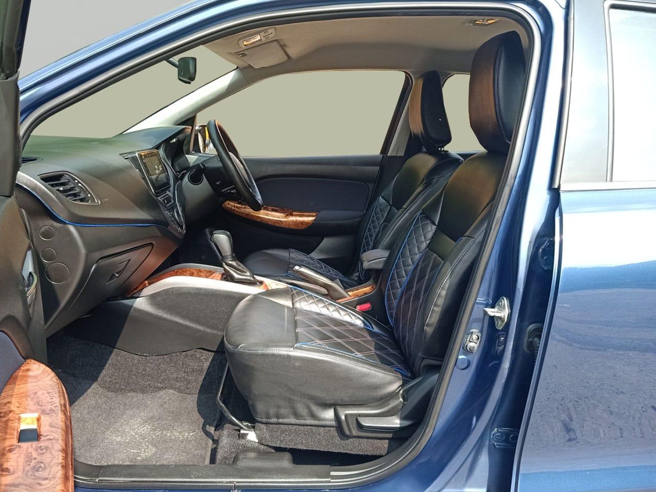 यूज़्ड 2019 मारुति सुजुकी सियाज़, Noida New Delhi 13 यूज़्ड 2019 मारुति सुजुकी सियाज़, Noida New Delhi 13