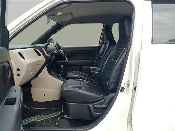 यूज़्ड 2019 मारुति सुजुकी वैगन आर, Noida New Delhi 13 यूज़्ड 2019 मारुति सुजुकी वैगन आर, Noida New Delhi 13