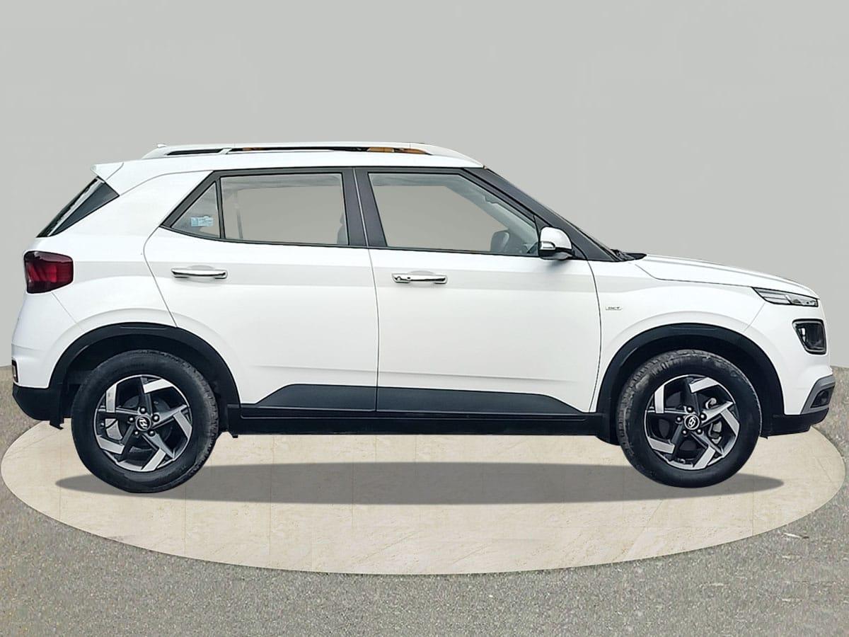 यूज़्ड 2021 ह्युंडई वेन्यू, Noida New Delhi 5 यूज़्ड 2021 ह्युंडई वेन्यू, Noida New Delhi 5