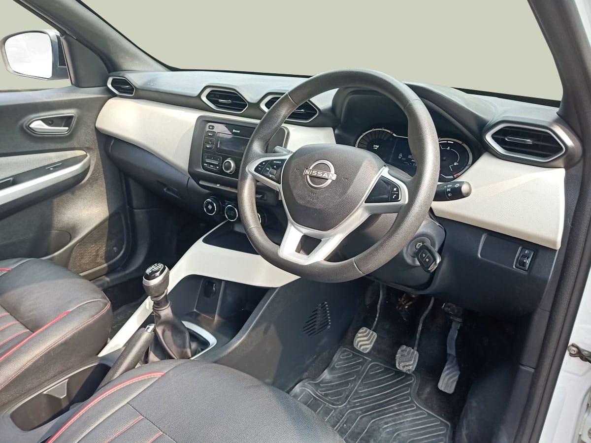 यूज़्ड 2022 निसान मैग्नाइट, Noida New Delhi 15 यूज़्ड 2022 निसान मैग्नाइट, Noida New Delhi 15