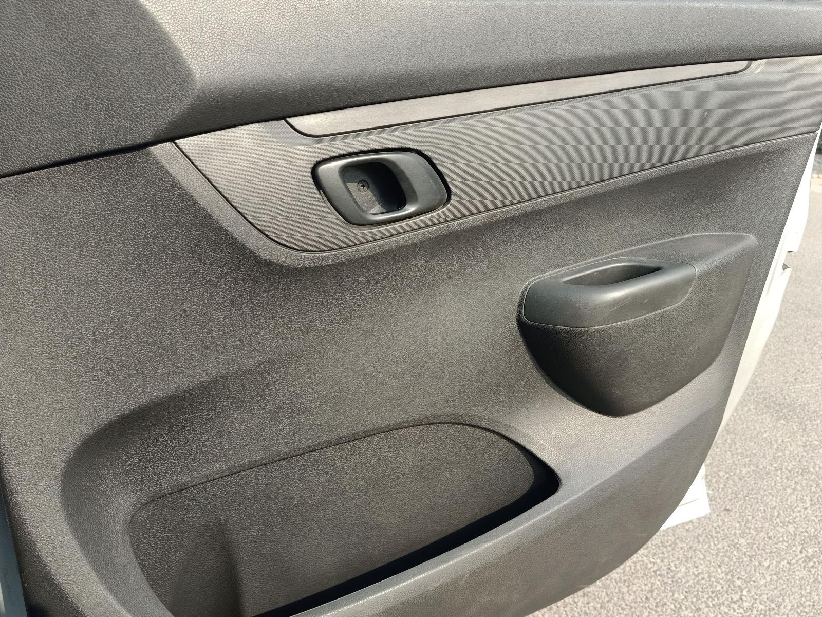 यूज़्ड 2016 रेनो क्विड, Noida New Delhi 15 यूज़्ड 2016 रेनो क्विड, Noida New Delhi 15