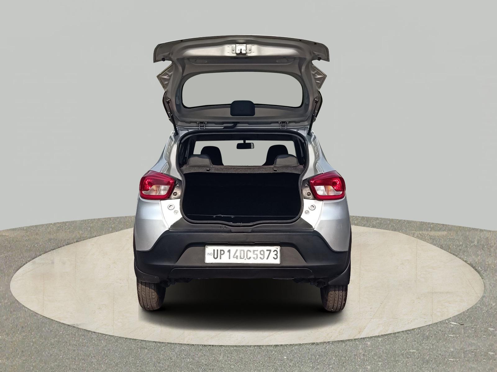 यूज़्ड 2016 रेनो क्विड, Noida New Delhi 9 यूज़्ड 2016 रेनो क्विड, Noida New Delhi 9