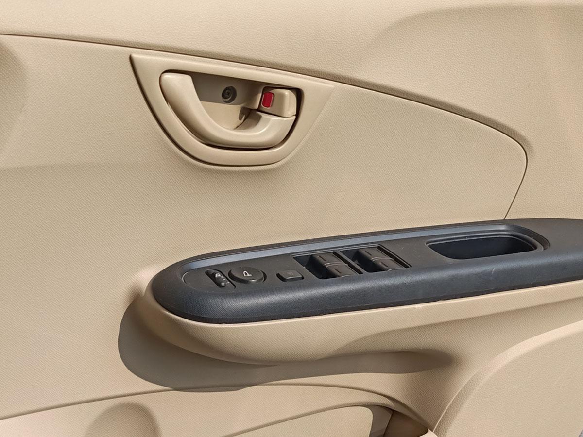 यूज़्ड 2016 होंडा अमेज़, Noida New Delhi 16 यूज़्ड 2016 होंडा अमेज़, Noida New Delhi 16