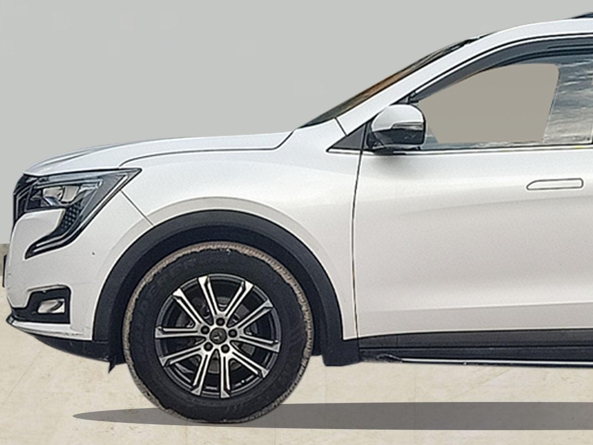 यूज़्ड 2021 महिंद्रा एक्सयूवी700, Noida New Delhi 8 यूज़्ड 2021 महिंद्रा एक्सयूवी700, Noida New Delhi 8