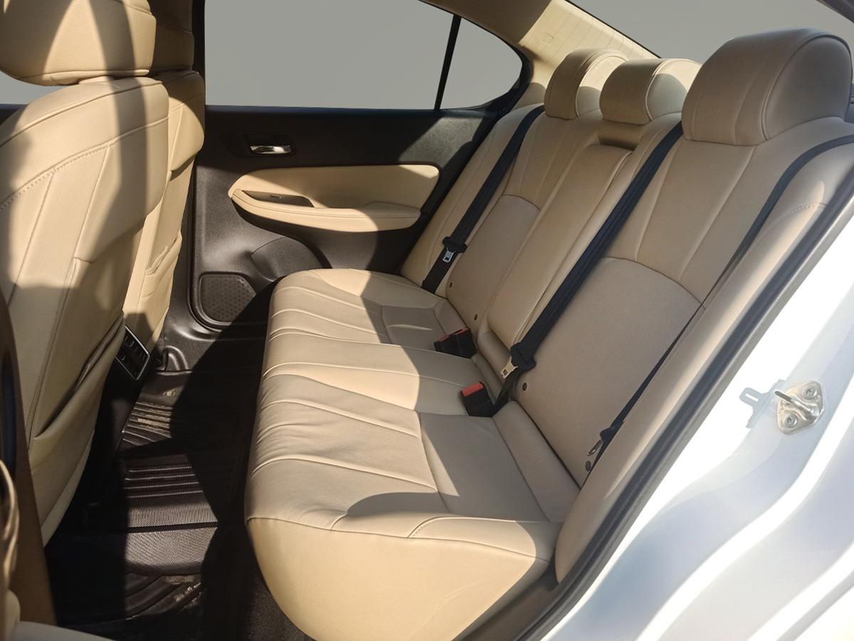 यूज़्ड 2023 होंडा सिटी, Noida New Delhi 14 यूज़्ड 2023 होंडा सिटी, Noida New Delhi 14