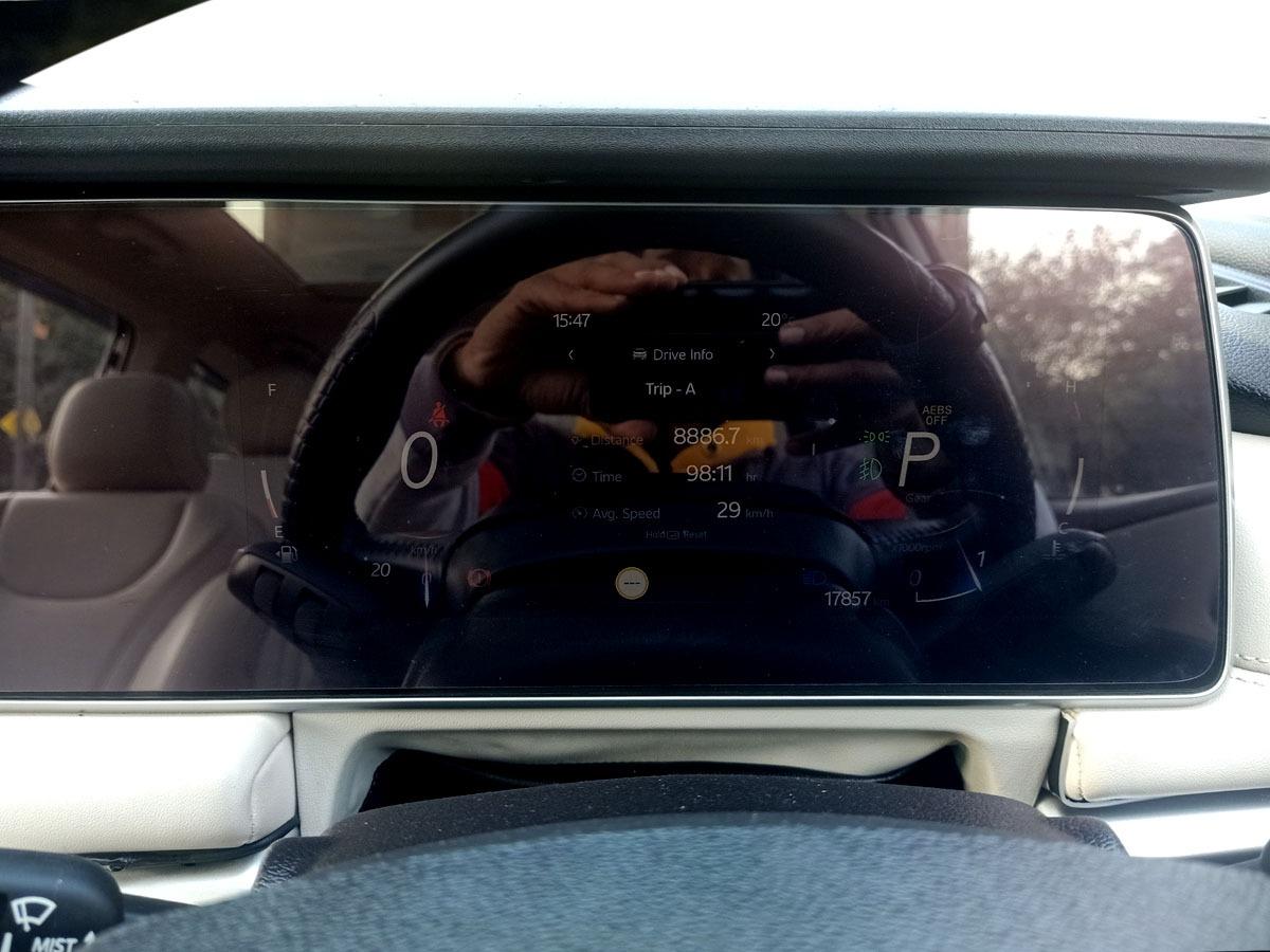 यूज़्ड 2023 महिंद्रा एक्सयूवी700, Noida New Delhi 10 यूज़्ड 2023 महिंद्रा एक्सयूवी700, Noida New Delhi 10