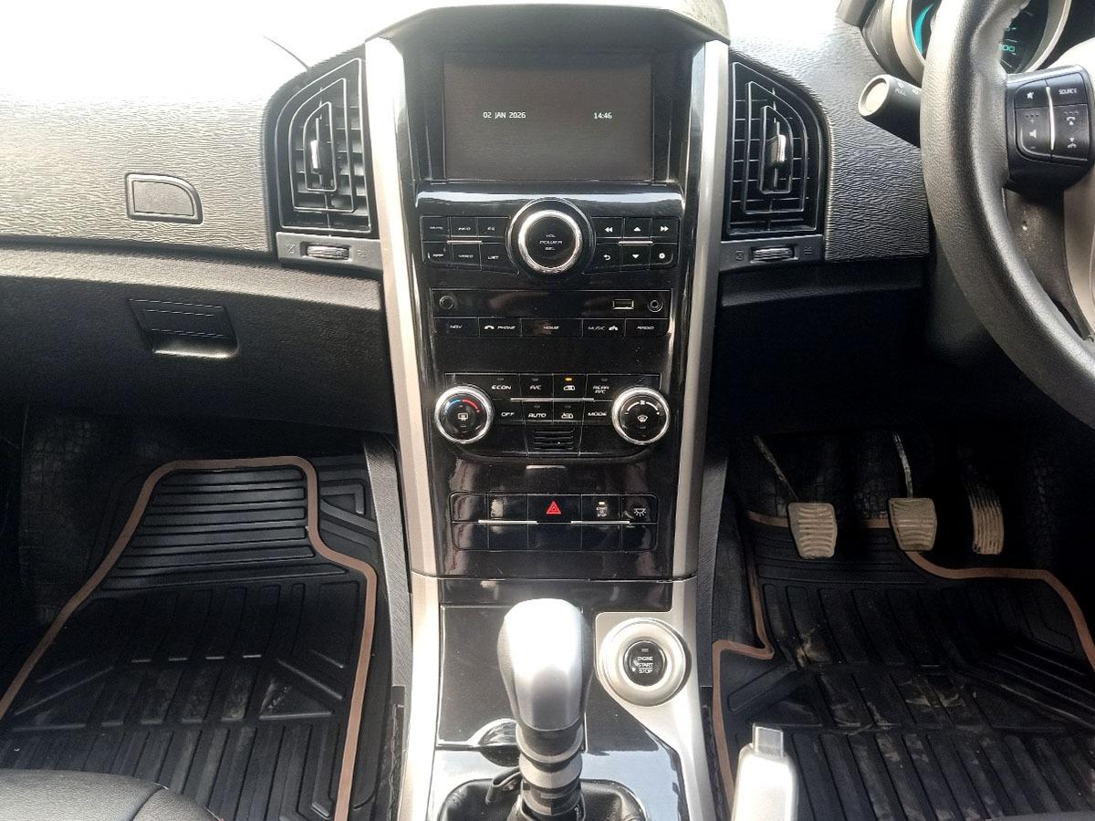 यूज़्ड 2020 महिंद्रा एक्सयूवी500, Noida New Delhi 16 यूज़्ड 2020 महिंद्रा एक्सयूवी500, Noida New Delhi 16