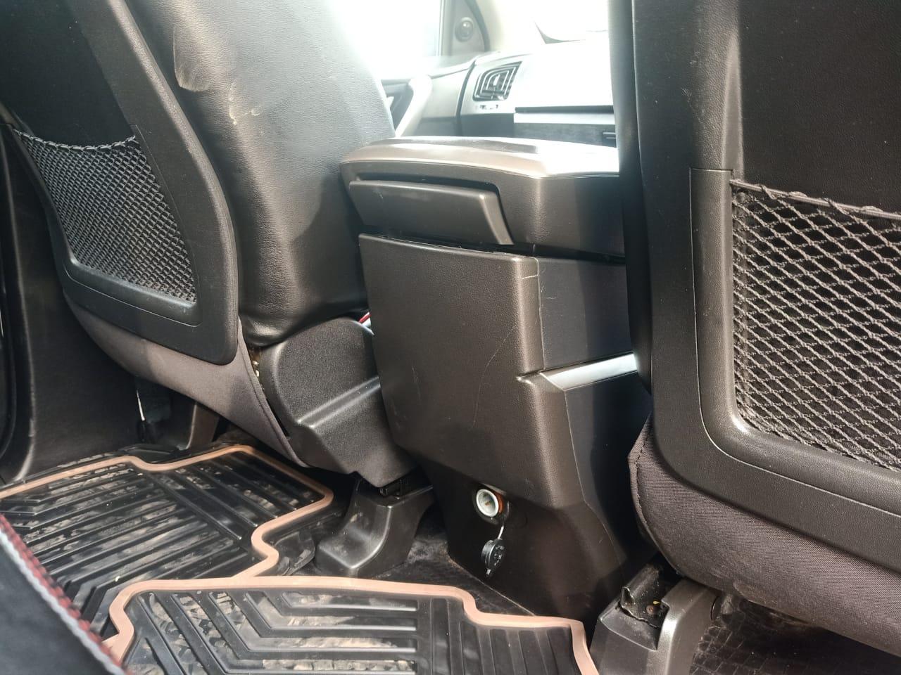 यूज़्ड 2020 महिंद्रा एक्सयूवी500, Noida New Delhi 7 यूज़्ड 2020 महिंद्रा एक्सयूवी500, Noida New Delhi 7