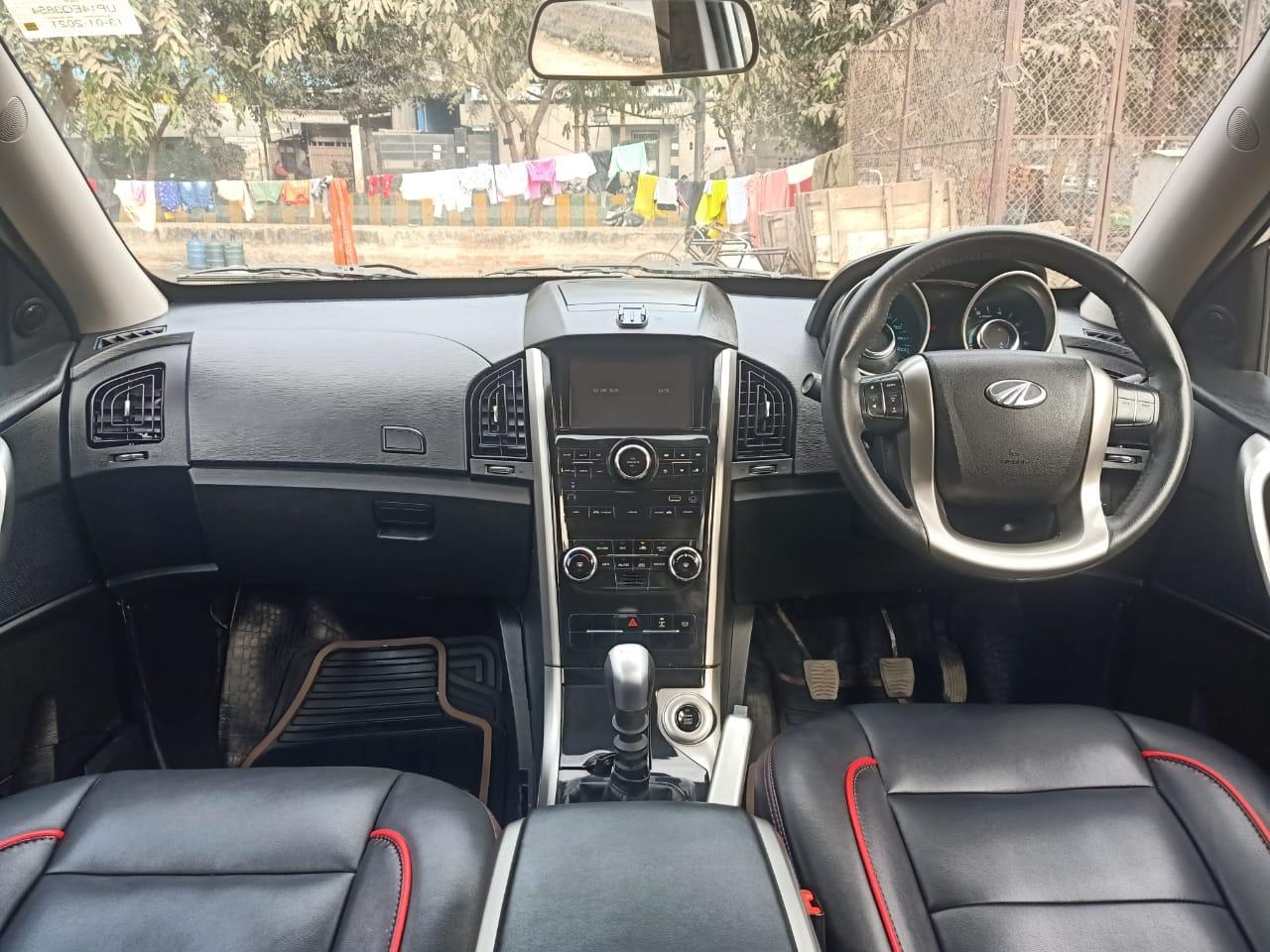 यूज़्ड 2020 महिंद्रा एक्सयूवी500, Noida New Delhi 8 यूज़्ड 2020 महिंद्रा एक्सयूवी500, Noida New Delhi 8