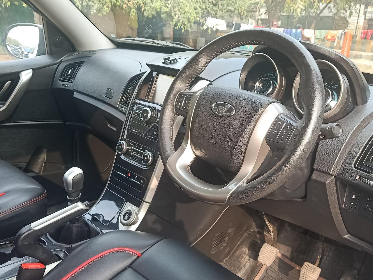 यूज़्ड 2020 महिंद्रा एक्सयूवी500, Noida New Delhi 5 यूज़्ड 2020 महिंद्रा एक्सयूवी500, Noida New Delhi 5