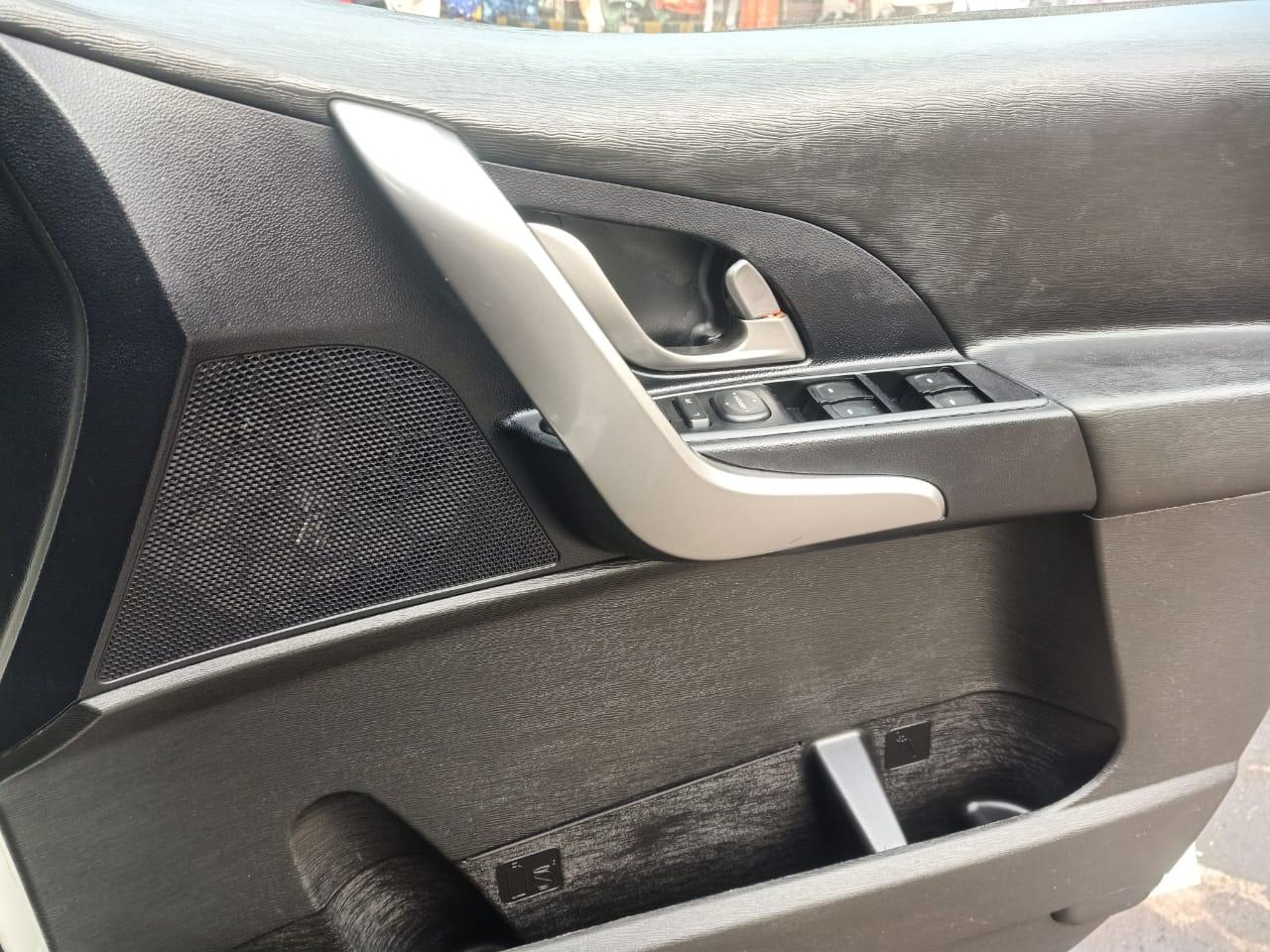 यूज़्ड 2020 महिंद्रा एक्सयूवी500, Noida New Delhi 1 यूज़्ड 2020 महिंद्रा एक्सयूवी500, Noida New Delhi 1