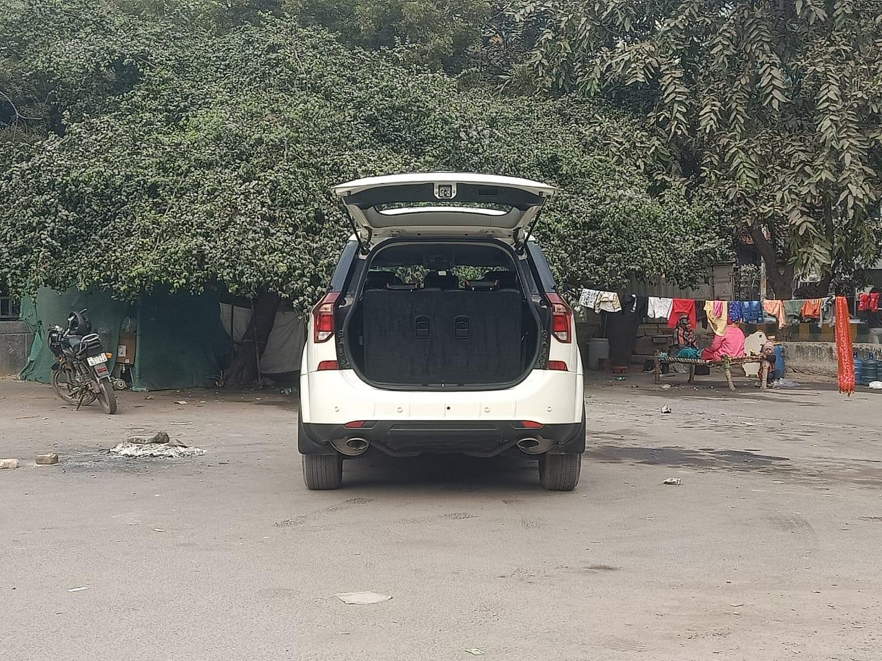 यूज़्ड 2020 महिंद्रा एक्सयूवी500, Noida New Delhi 6 यूज़्ड 2020 महिंद्रा एक्सयूवी500, Noida New Delhi 6