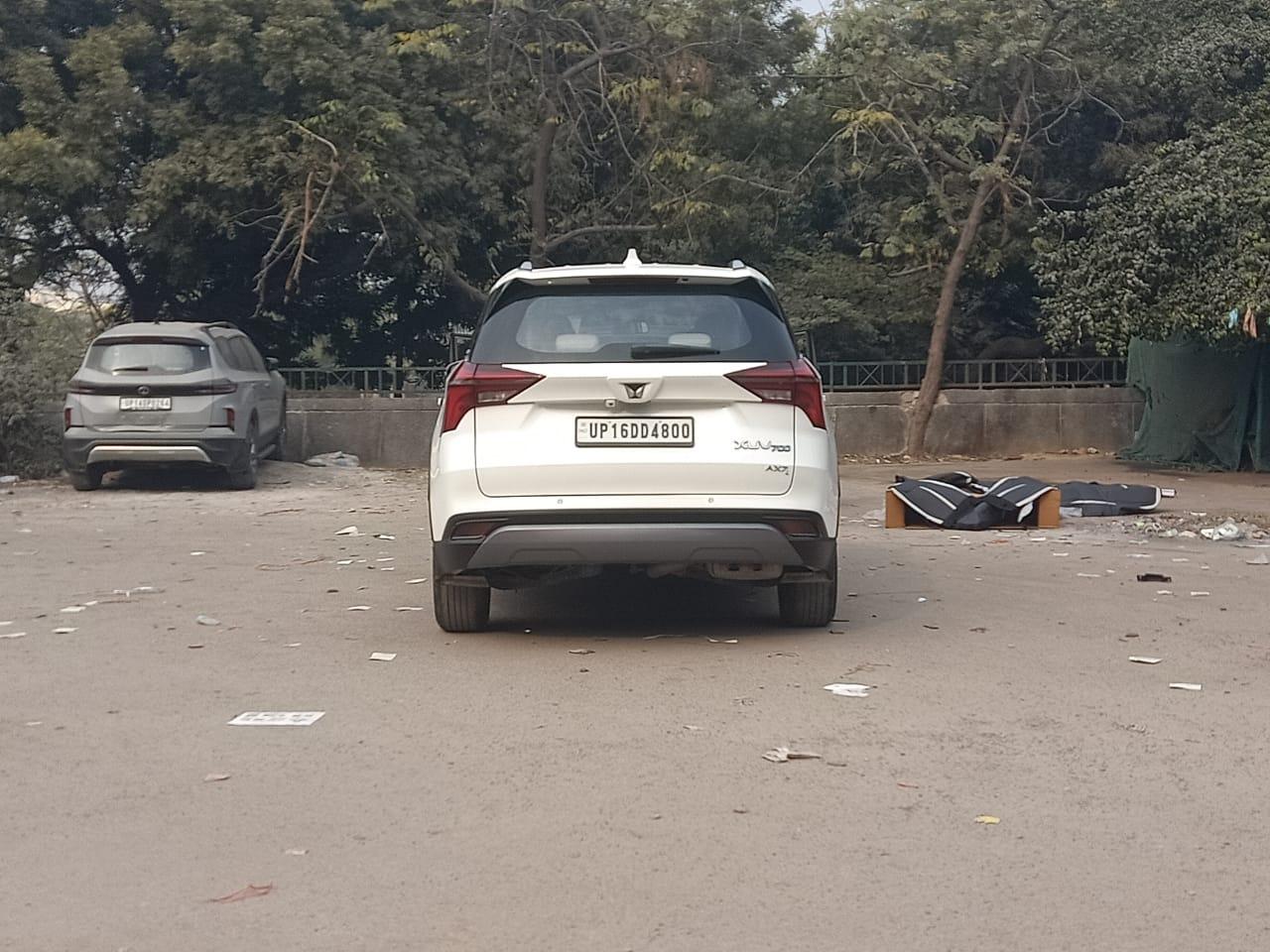 यूज़्ड 2022 महिंद्रा एक्सयूवी700, Noida New Delhi 3 यूज़्ड 2022 महिंद्रा एक्सयूवी700, Noida New Delhi 3