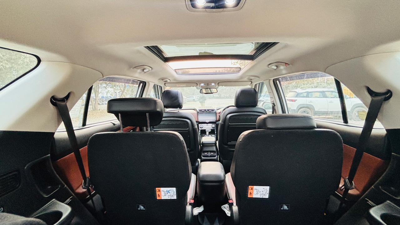 यूज़्ड 2023 ह्युंडई अल्काजार, Noida New Delhi 15 यूज़्ड 2023 ह्युंडई अल्काजार, Noida New Delhi 15