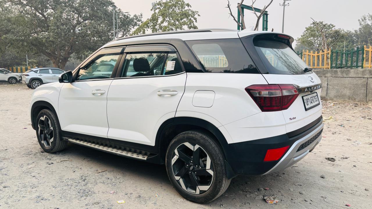 यूज़्ड 2023 ह्युंडई अल्काजार, Noida New Delhi 2 यूज़्ड 2023 ह्युंडई अल्काजार, Noida New Delhi 2