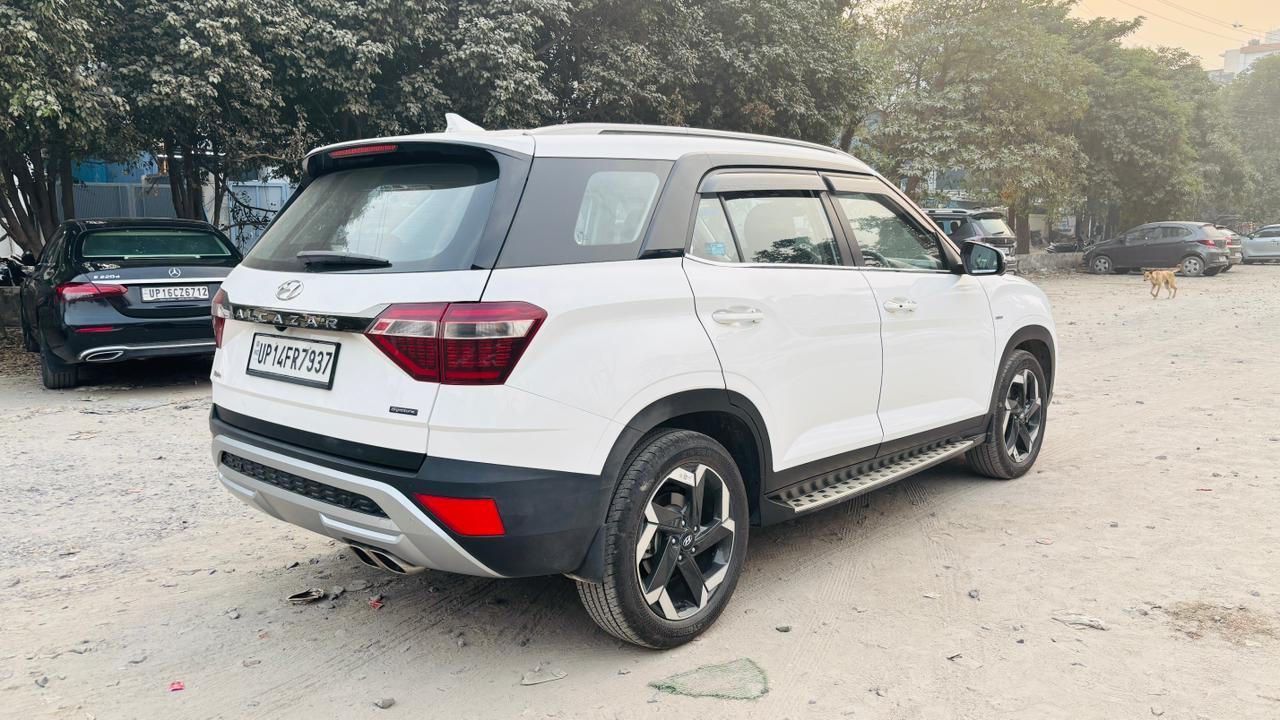 यूज़्ड 2023 ह्युंडई अल्काजार, Noida New Delhi 4 यूज़्ड 2023 ह्युंडई अल्काजार, Noida New Delhi 4
