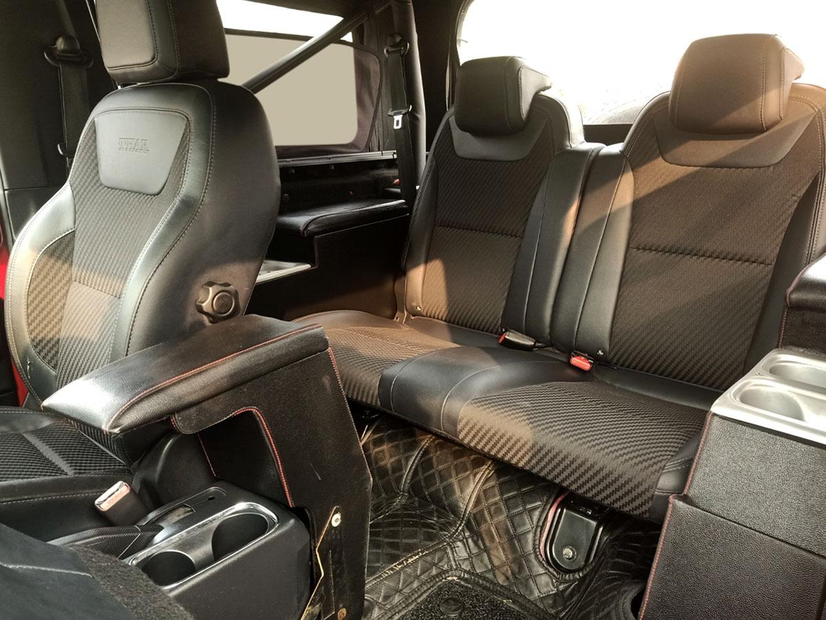 यूज़्ड 2021 महिंद्रा थार, Noida New Delhi 16 यूज़्ड 2021 महिंद्रा थार, Noida New Delhi 16