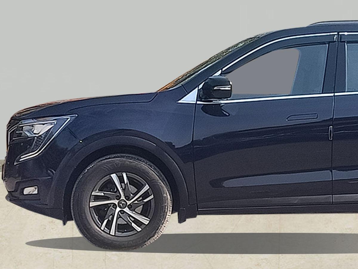 यूज़्ड 2022 महिंद्रा एक्सयूवी700, Noida New Delhi 8 यूज़्ड 2022 महिंद्रा एक्सयूवी700, Noida New Delhi 8