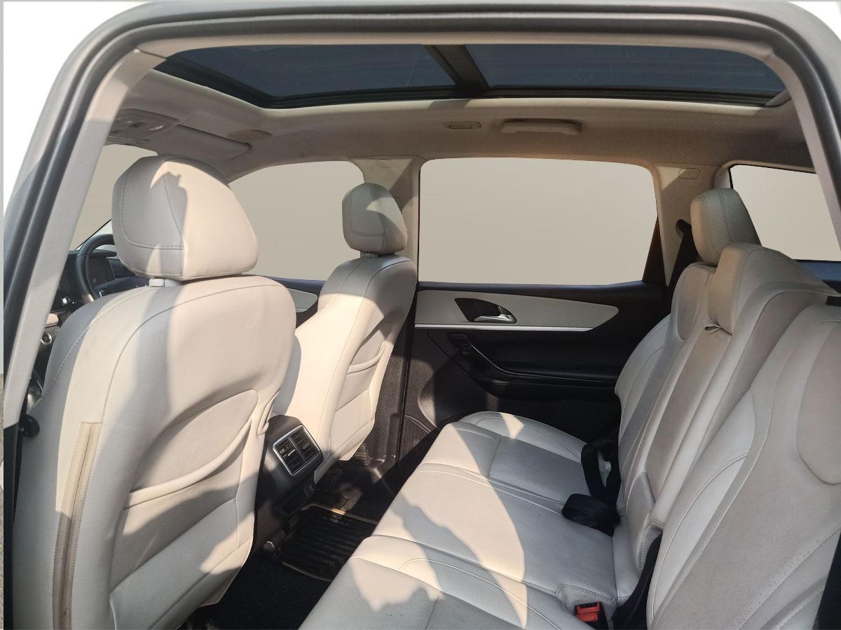 यूज़्ड 2021 महिंद्रा एक्सयूवी700, Noida New Delhi 15 यूज़्ड 2021 महिंद्रा एक्सयूवी700, Noida New Delhi 15