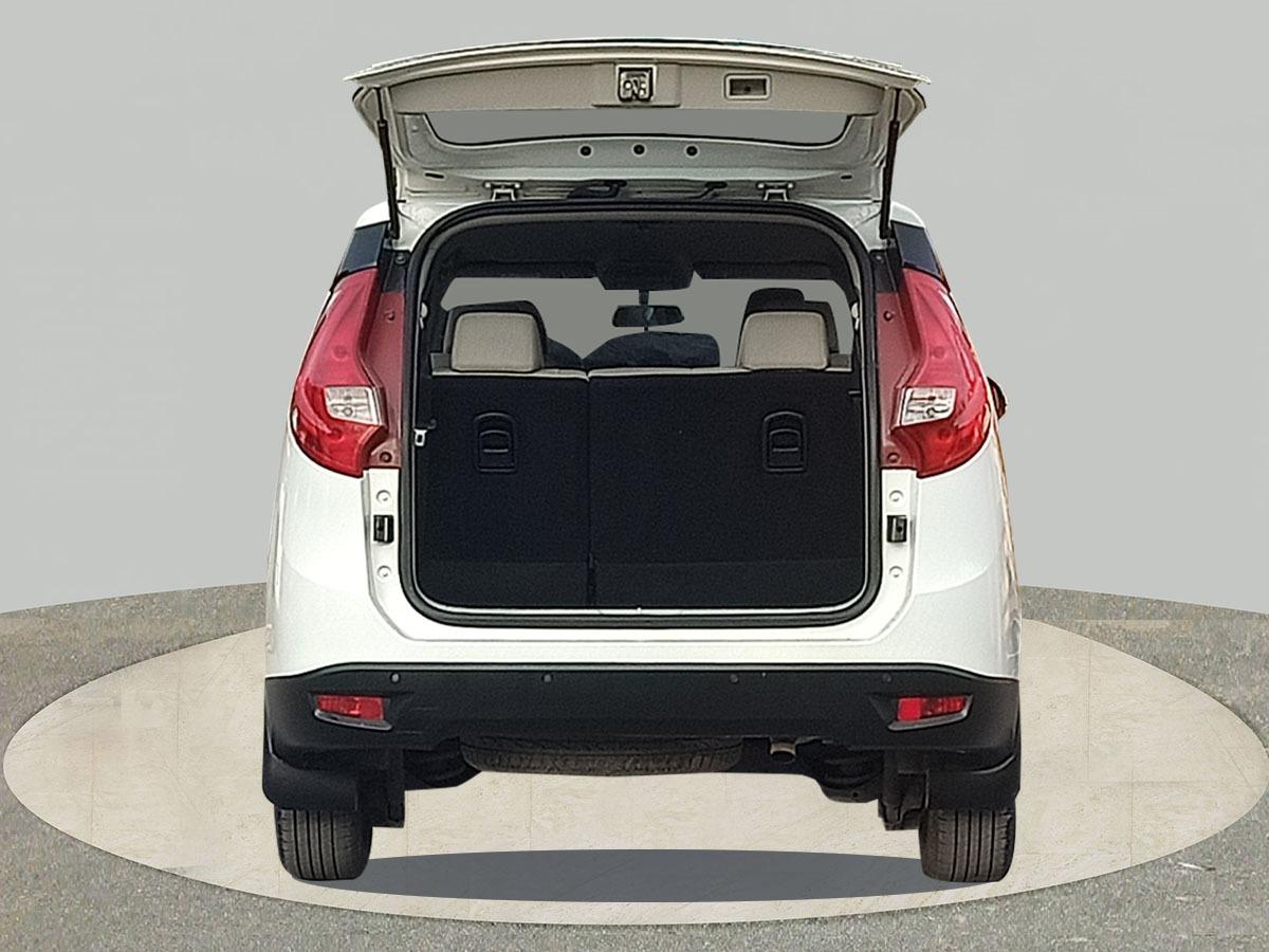 यूज़्ड 2019 महिंद्रा मराज़ो, Noida New Delhi 9 यूज़्ड 2019 महिंद्रा मराज़ो, Noida New Delhi 9