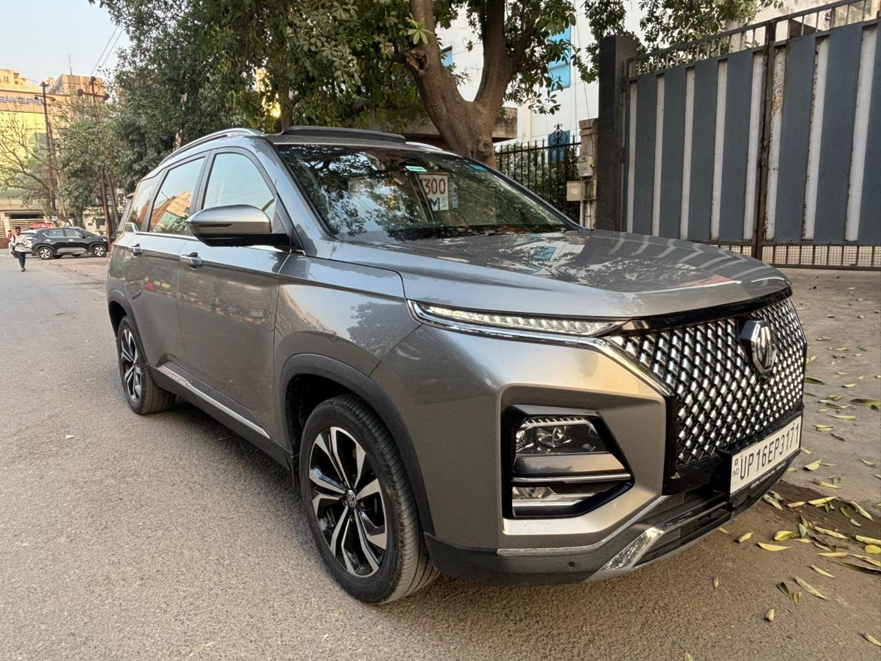 यूज़्ड 2024 एमजी हेक्टर, Noida New Delhi 6 यूज़्ड 2024 एमजी हेक्टर, Noida New Delhi 6