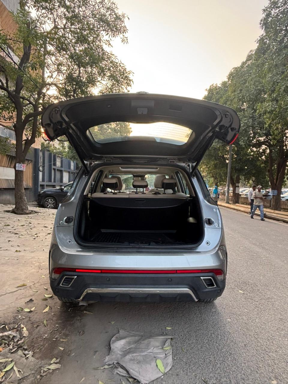 यूज़्ड 2024 एमजी हेक्टर, Noida New Delhi 9 यूज़्ड 2024 एमजी हेक्टर, Noida New Delhi 9