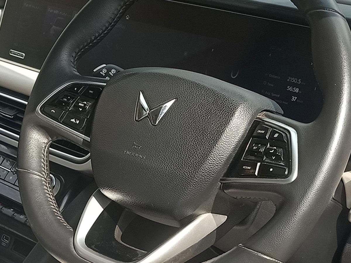 यूज़्ड 2022 महिंद्रा एक्सयूवी700, Noida New Delhi 12 यूज़्ड 2022 महिंद्रा एक्सयूवी700, Noida New Delhi 12