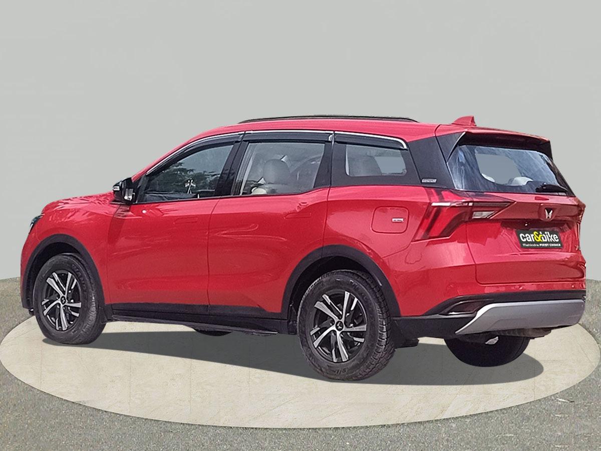 यूज़्ड 2022 महिंद्रा एक्सयूवी700, Noida New Delhi 2 यूज़्ड 2022 महिंद्रा एक्सयूवी700, Noida New Delhi 2