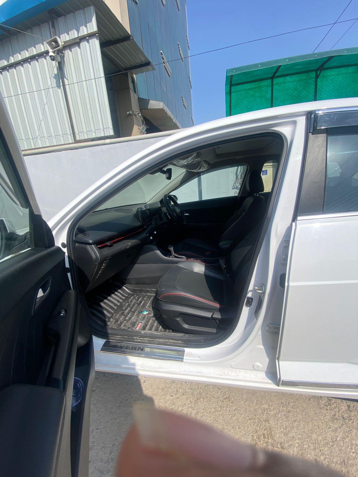 यूज़्ड 2023 ह्युंडई वरना, Noida New Delhi 9 यूज़्ड 2023 ह्युंडई वरना, Noida New Delhi 9