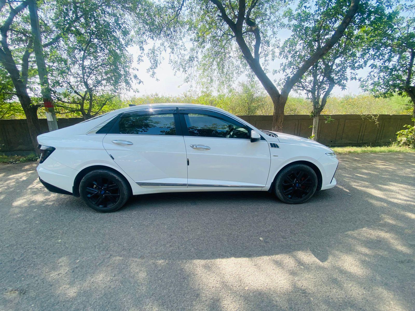 यूज़्ड 2023 ह्युंडई वरना, Noida New Delhi 3 यूज़्ड 2023 ह्युंडई वरना, Noida New Delhi 3