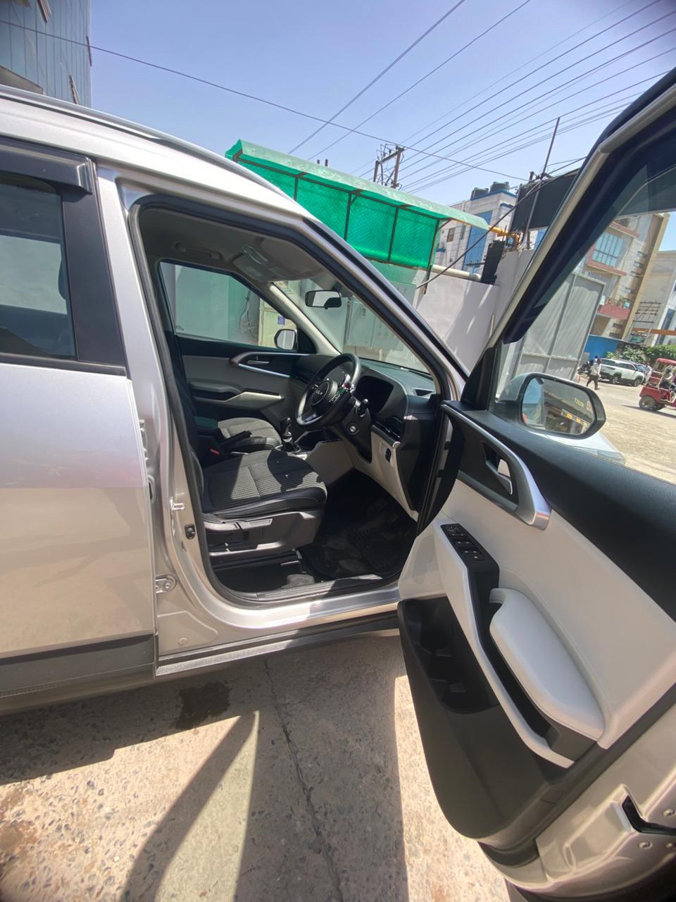 यूज़्ड 2023 किया कैरेंस, Noida 14 यूज़्ड 2023 किया कैरेंस, Noida 14