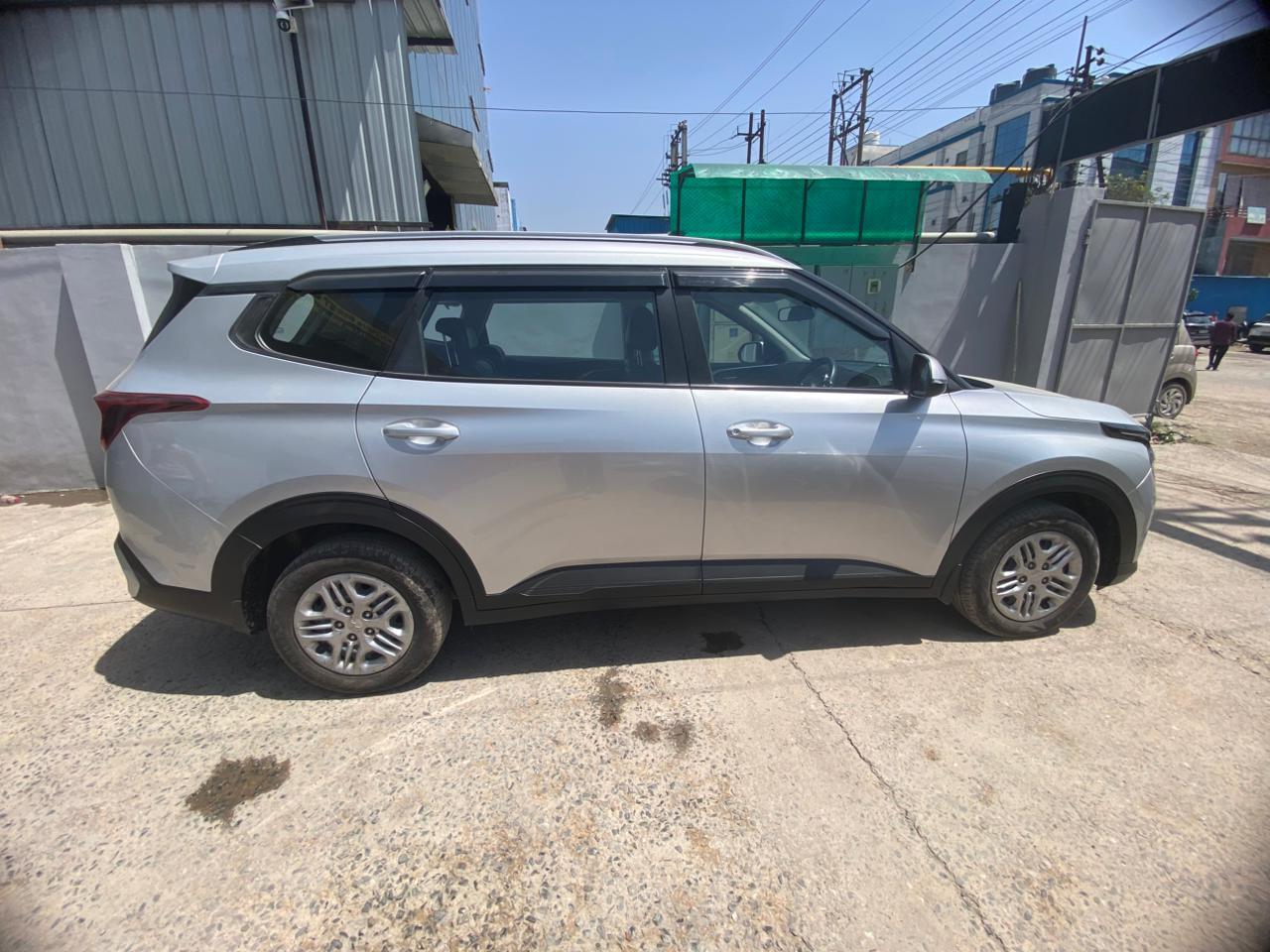 यूज़्ड 2023 किया कैरेंस, Noida 4 यूज़्ड 2023 किया कैरेंस, Noida 4