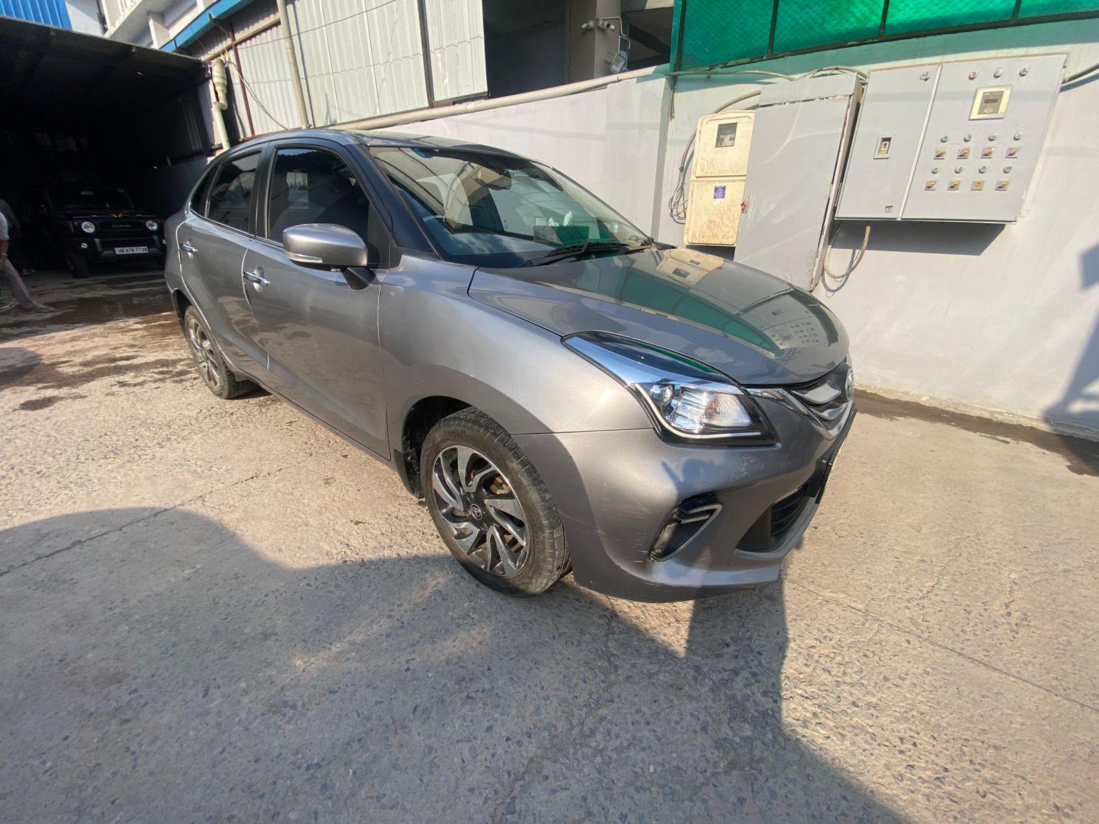 यूज़्ड 2021 टोयोटा गलांज़ा, Noida New Delhi 6 यूज़्ड 2021 टोयोटा गलांज़ा, Noida New Delhi 6