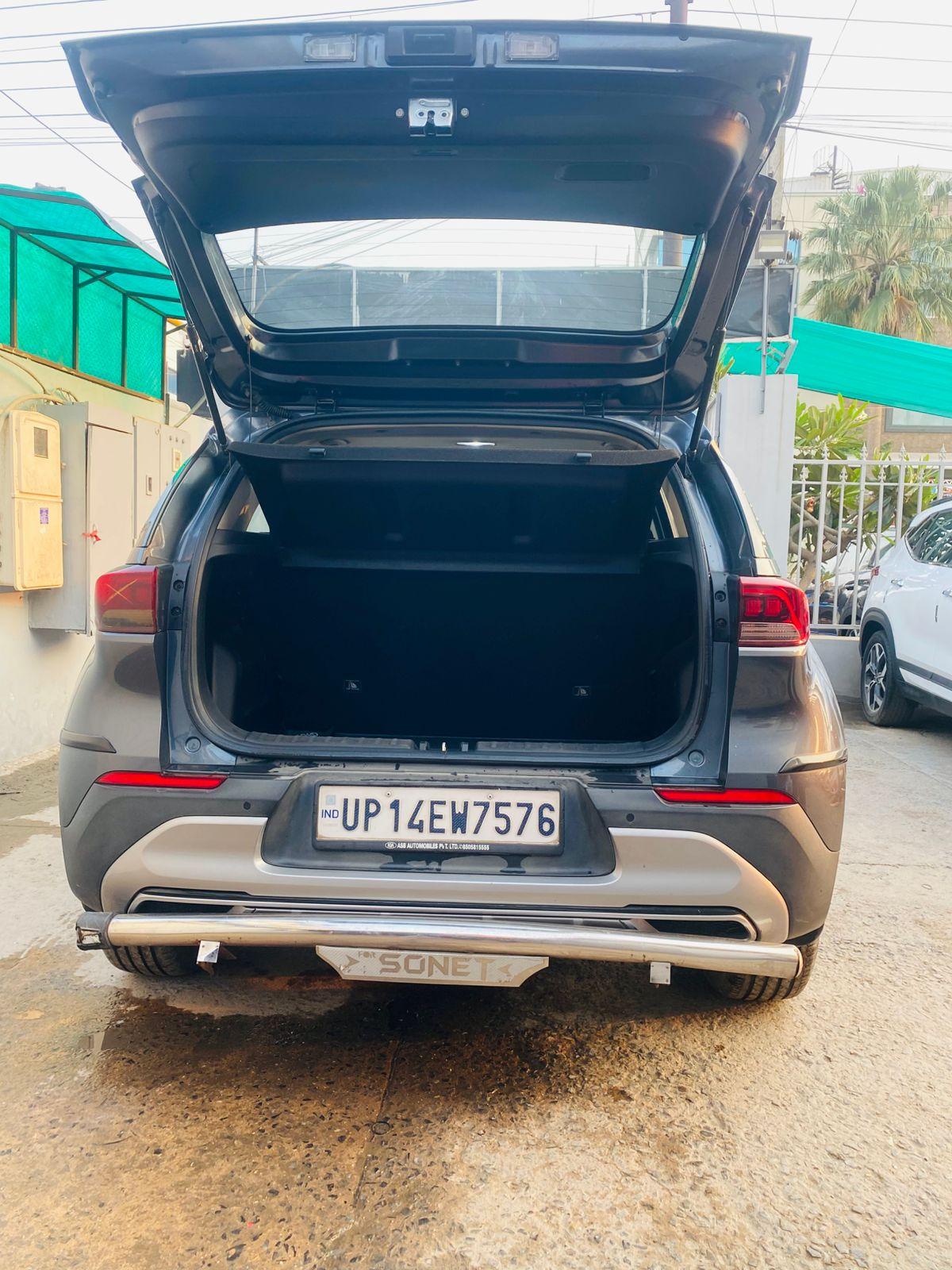 यूज़्ड 2021 किया सॉनेट, Noida New Delhi 7 यूज़्ड 2021 किया सॉनेट, Noida New Delhi 7