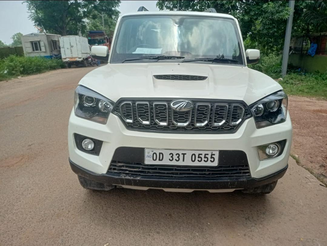 2018 महिंद्रा स्कॉर्पियो S11 2WD BS IV 2018 महिंद्रा स्कॉर्पियो S11 2WD BS IV