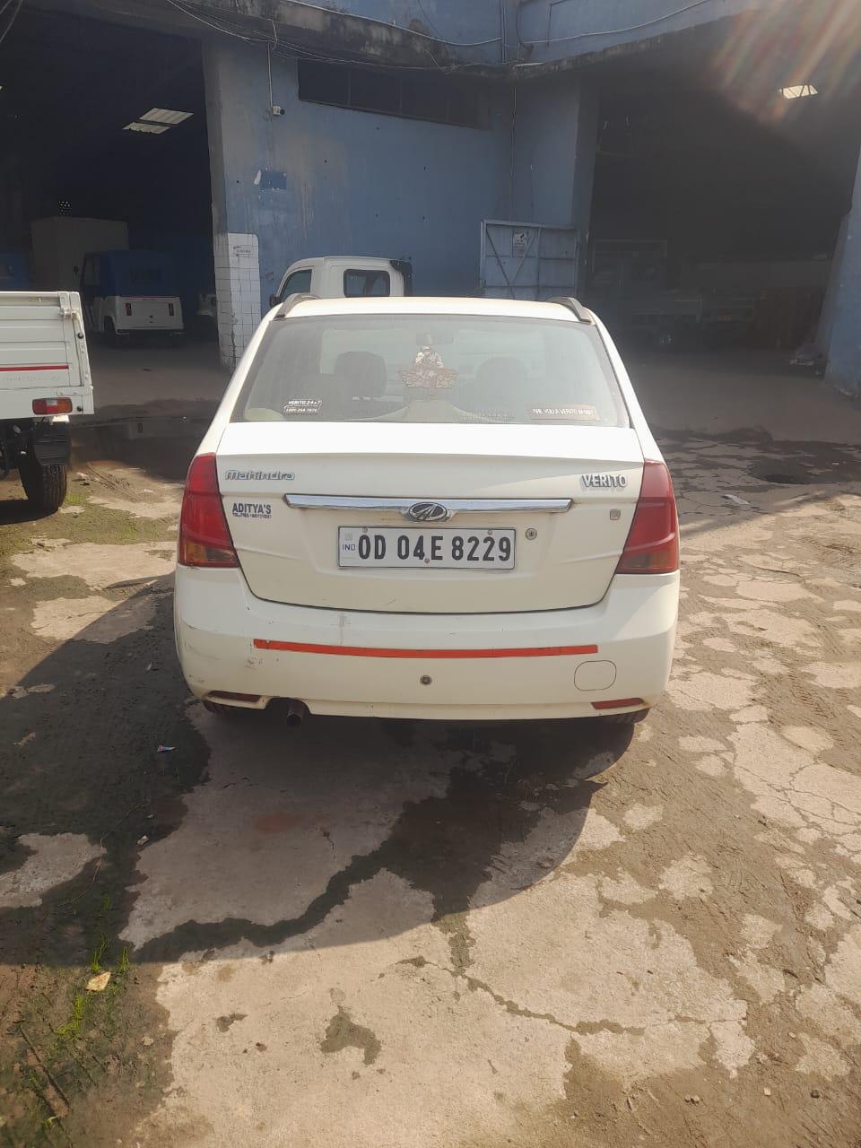 2014 महिंद्रा वेरिटो D4 2014 महिंद्रा वेरिटो D4