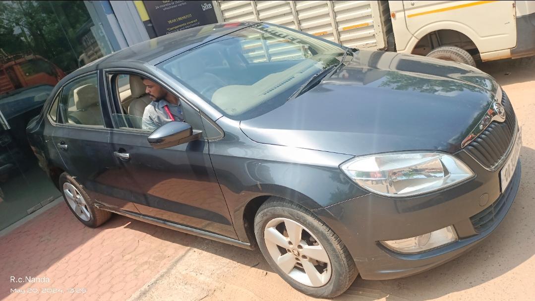 2016 स्कोडा रैपिड 1.5 TDI CR Elegance Plus 2016 स्कोडा रैपिड 1.5 TDI CR Elegance Plus