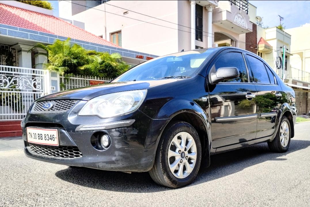 2015 फोर्ड फिएस्टा क्लासिक 1.4 Duratorq SXI 2015 फोर्ड फिएस्टा क्लासिक 1.4 Duratorq SXI