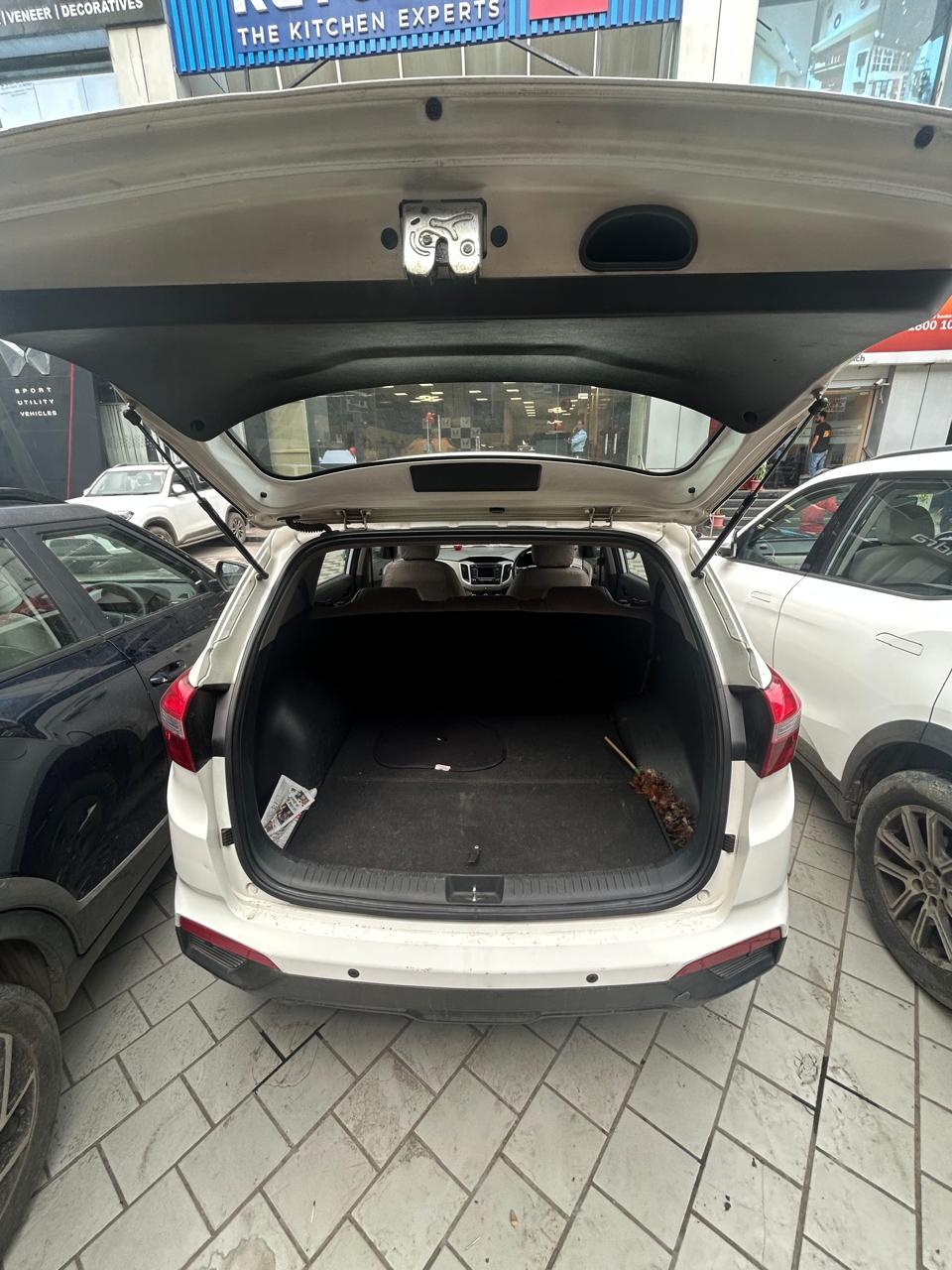 यूज़्ड 2017 ह्युंडई क्रेटा, Kolkata 7 यूज़्ड 2017 ह्युंडई क्रेटा, Kolkata 7