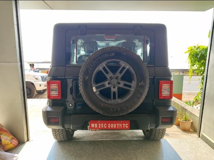 यूज़्ड 2025 महिंद्रा थार, Gobinda Khatick Road, Kolkata 3 यूज़्ड 2025 महिंद्रा थार, Gobinda Khatick Road, Kolkata 3